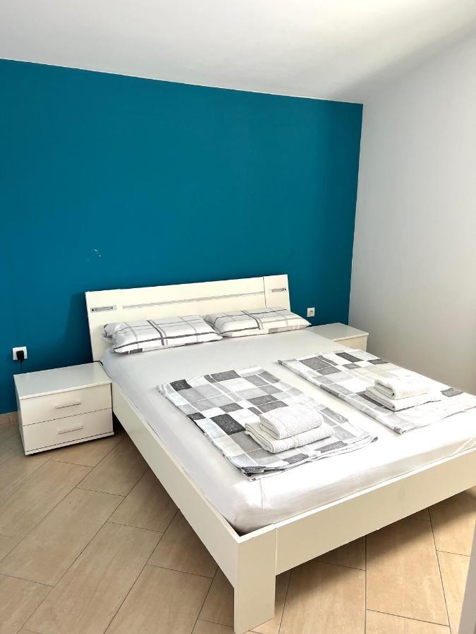 Apartments Villa Marina Rogoznica  Kültér fotó