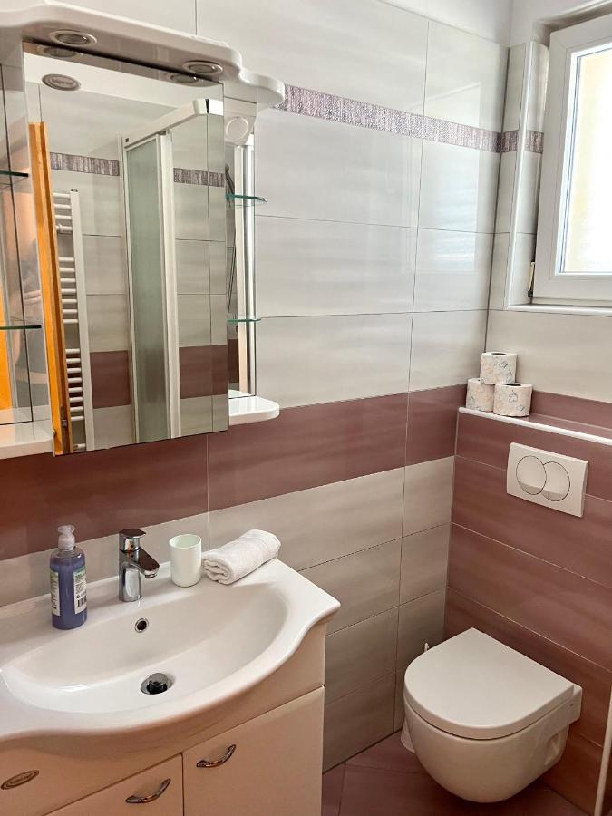 Apartments Villa Marina Rogoznica  Kültér fotó